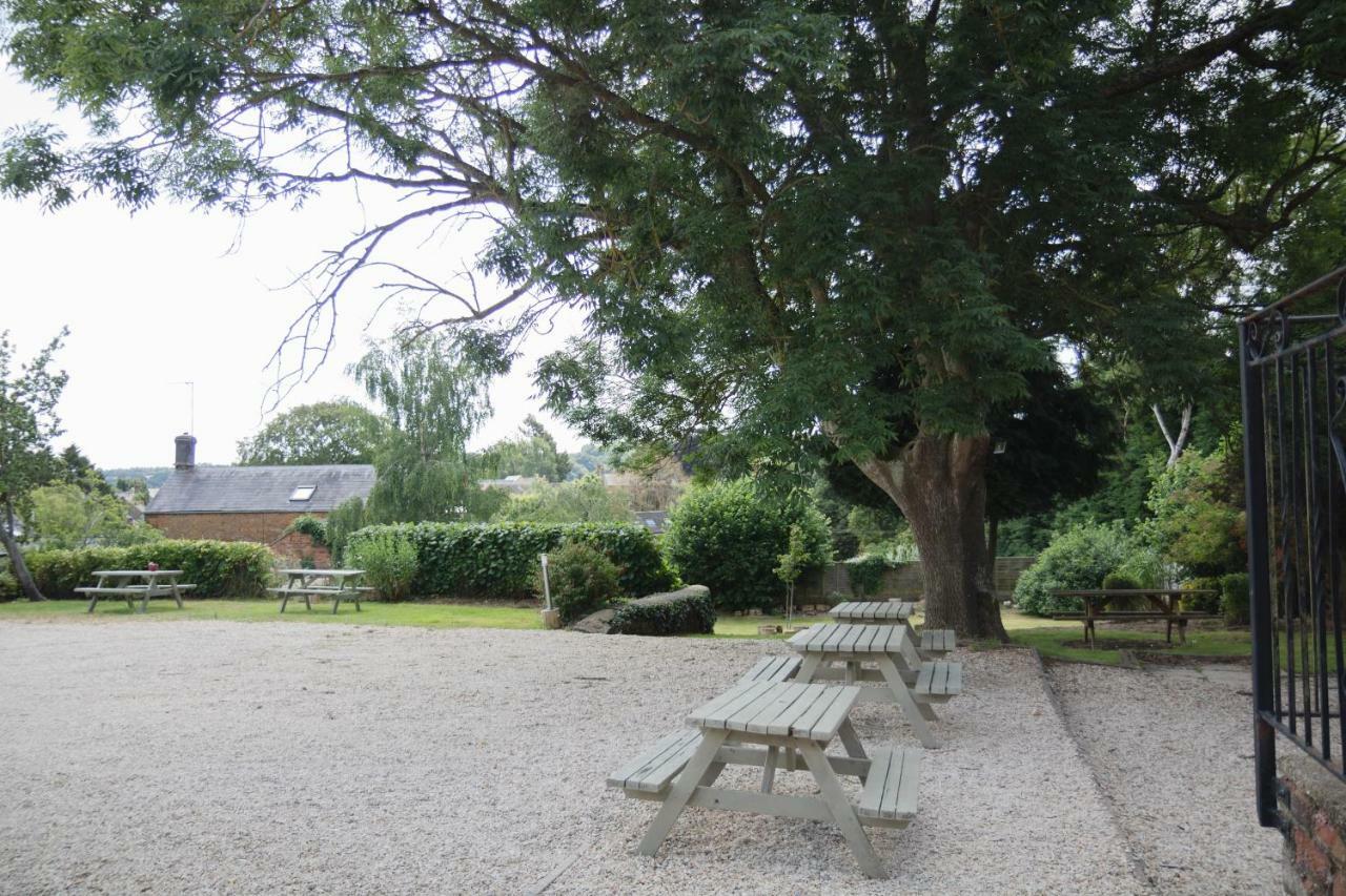 The Sun Inn At Hook Norton Dış mekan fotoğraf
